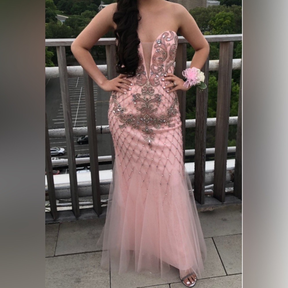 Beautiful Pink Dress for Special Occasion